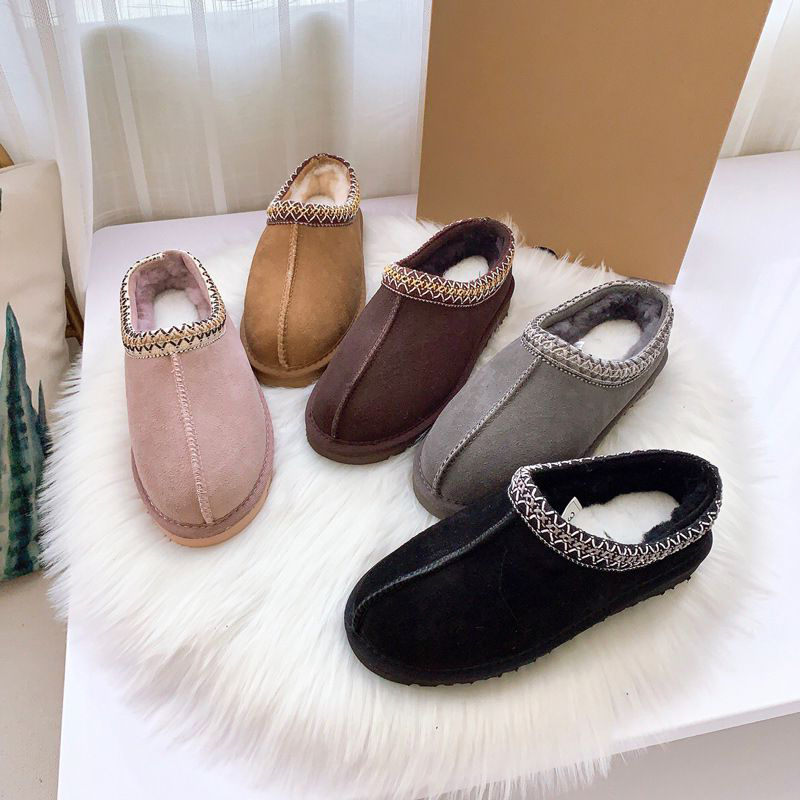 Keep Warm Cotton Slipper Half Loafer Indoor Scuffs Cotton Rubber Fabric Plush Soft Fur Fuzzy Slippers snow boots Tasman Flat Heel Fluffy Mules Australia Booties, 0#
Keep Warm Cotton Slipper Half Loafer Indoor Scuffs Cotton Rubber Fabric Plush Soft Fur Fuzzy Slippers snow boots Tasman Flat Heel Fluffy Mules Australia Booties, 0#