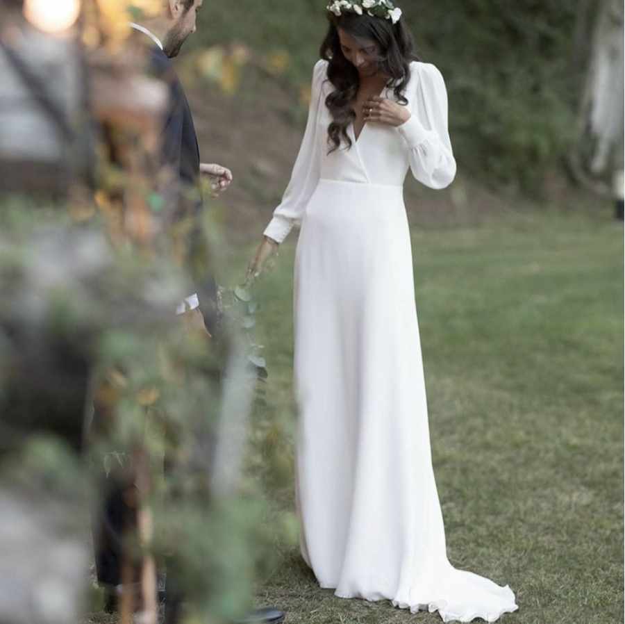 Elegant Boho Wedding Dress Bohemian Long Sleeve V Neck Chiffon Hollow Back or Length Casual Bridal Gowns Vestido De Noiva