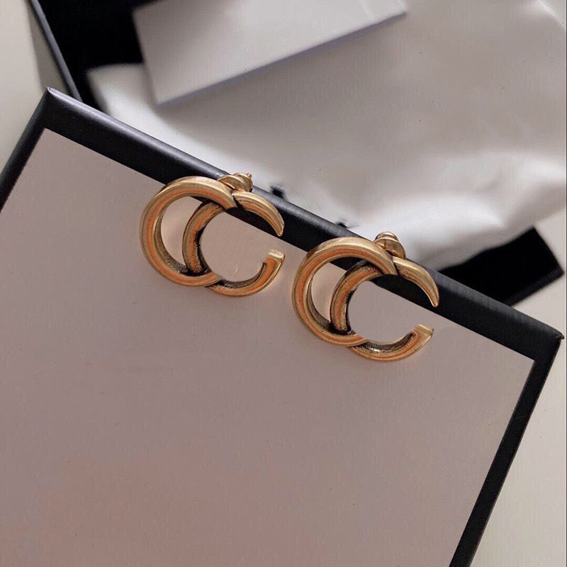 Pearl earrings jewelry earings luxury designer ear stud women multicolor jewelries girls party fashion heart charms good plated pedant hoop orecchini earring
Pearl earrings jewelry earings luxury designer ear stud women multicolor jewelries girls party fashion heart charms good plated pedant hoop orecchini earring