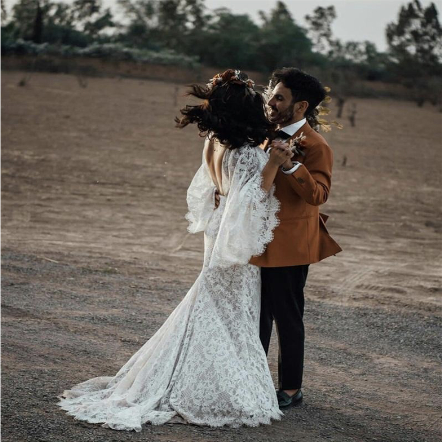 Boho Wedding Dress Mermaid Lace Long Flare Sleeve Open Backless Deep V Neck Hippie Bridal Gowns Bohemian vestido de noiva