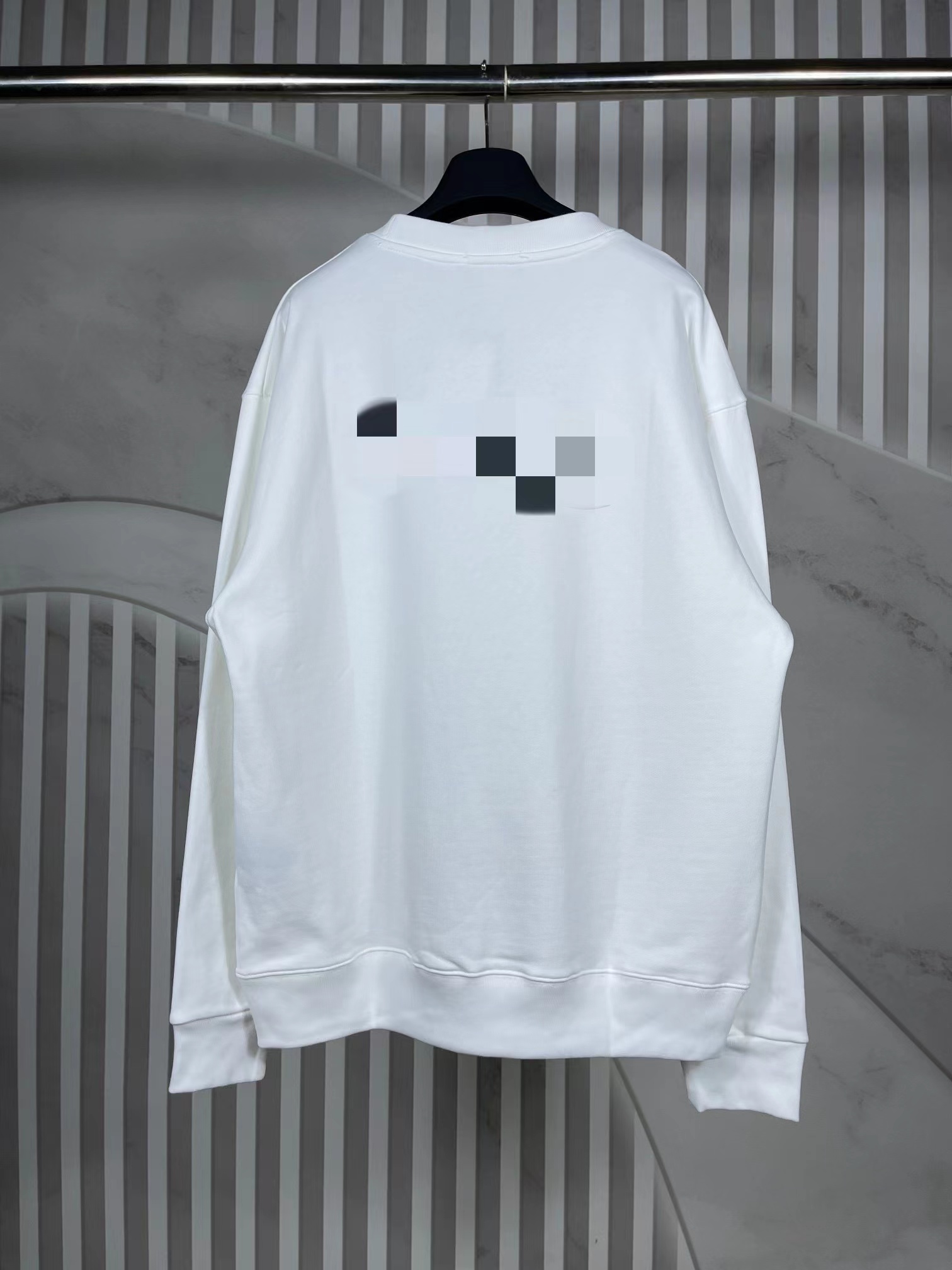 Women's Sweatshirt Autumn and Winter Cotton Long Sleeve Round Neck Pullover Luxury Designer Letter Printing Short Loose Sweater Fashion Casual Top for Men and Women, Blue
Women's Sweatshirt Autumn and Winter Cotton Long Sleeve Round Neck Pullover Luxury Designer Letter Printing Short Loose Sweater Fashion Casual Top for Men and Women, Blue