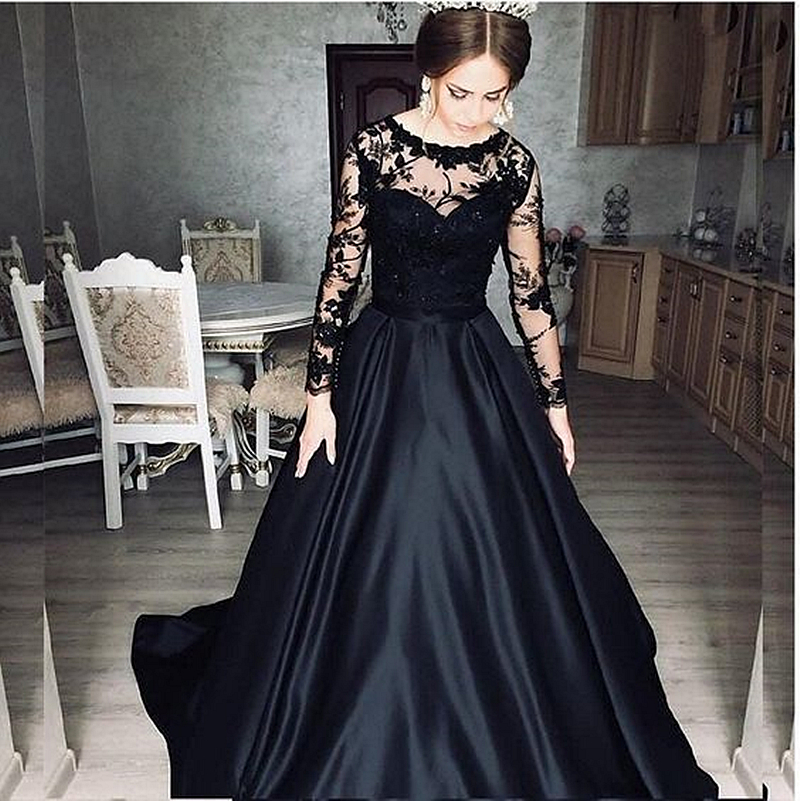 Black Gothic Wedding Dress Long Sleeves A-Line Satin Bridal Gowns Lace Appliques Sheer Crew Neck Vintage Country Bride Robe De Marriage 2023