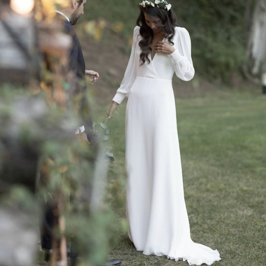 Elegant Boho Wedding Dress Bohemian Long Sleeve V Neck Chiffon Hollow Back or Length Casual Bridal Gowns Vestido De Noiva