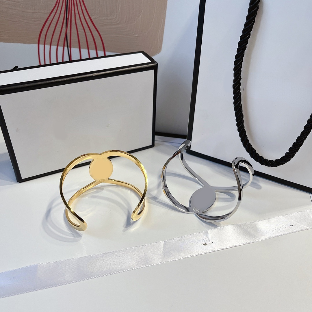 New Style Bracelets Women Bangle Luxury Designer Letter Jewelry Crystal 18K Gold Plated 925 Silver Plated Stainless steel Wedding Lovers Gift S312
New Style Bracelets Women Bangle Luxury Designer Letter Jewelry Crystal 18K Gold Plated 925 Silver Plated Stainless steel Wedding Lovers Gift S312