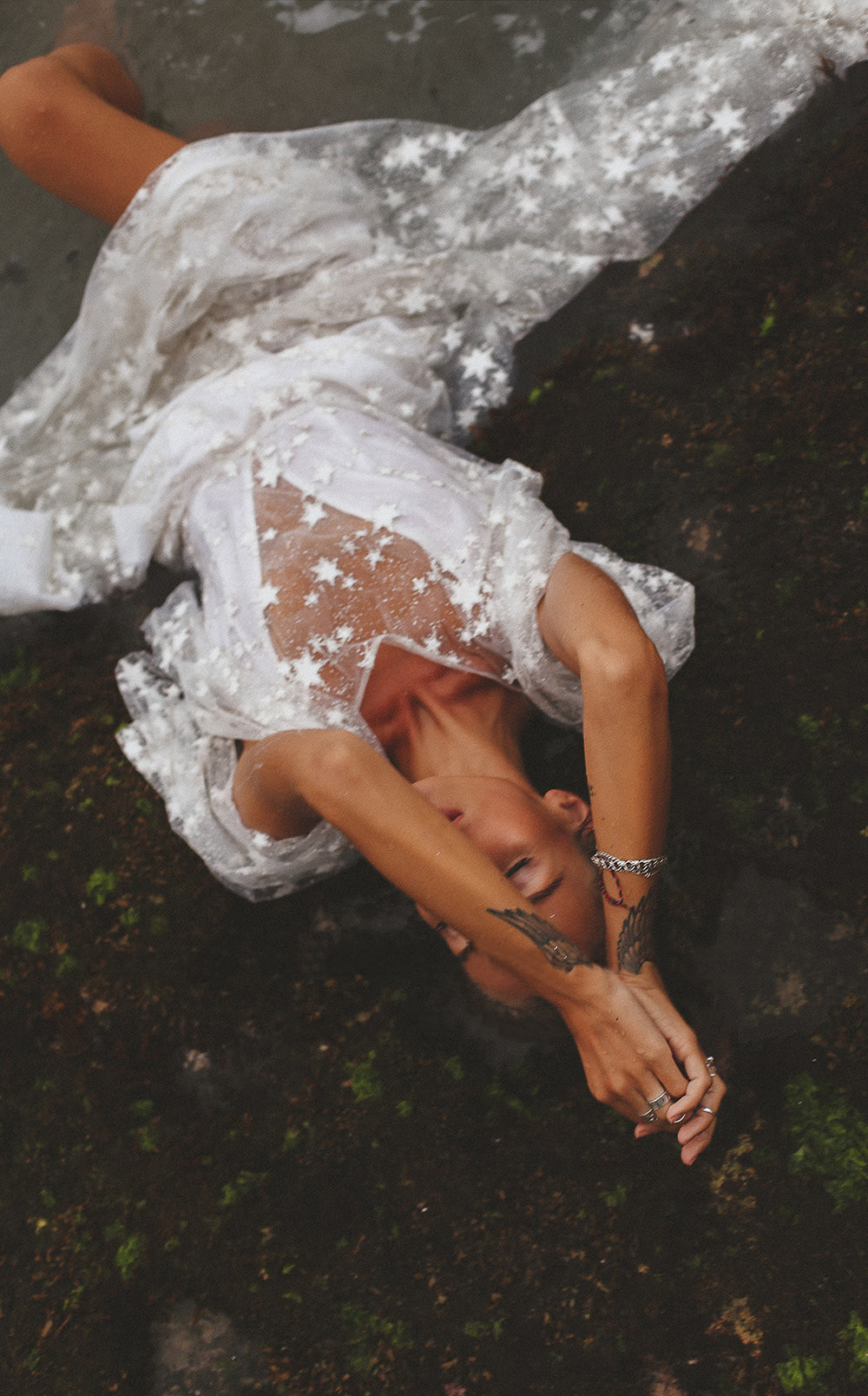 Glittering Star A e Deep V-neck Bride Beach Boho Gowns New Wedding Party Dresses