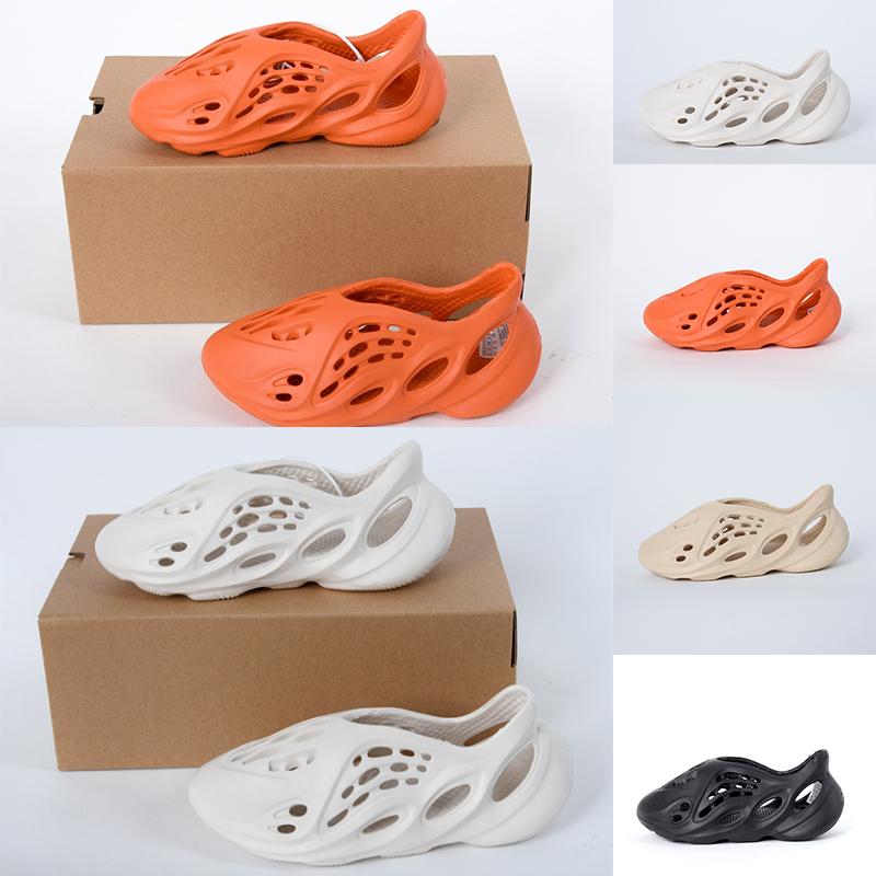 2022 yeezys yezzys Foam Runner Slipper MXT Moon Gray MX Cream Clay girls boys Slippers Shoes children's Ochre kids shoes Vermillion Mineral Blue Triple Bl
2022 yeezys yezzys Foam Runner Slipper MXT Moon Gray MX Cream Clay girls boys Slippers Shoes children's Ochre kids shoes Vermillion Mineral Blue Triple Bl