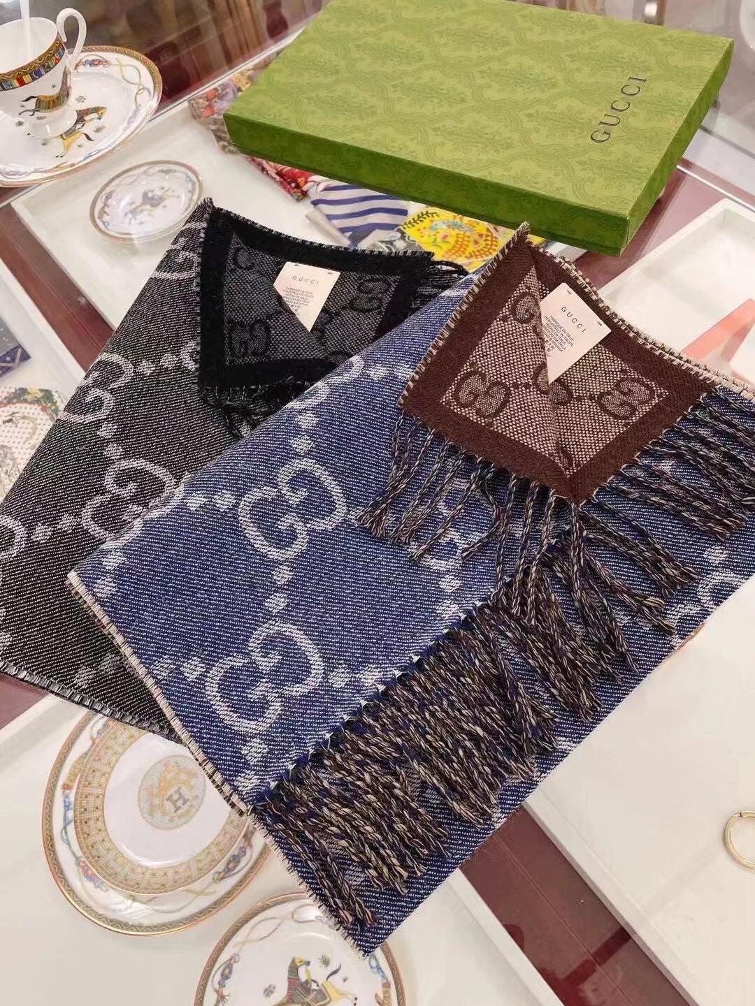 Designer Scarf for Mens Womens Winter luxury scarves sciarpa cashmere scarfs gucci guccie gg G3
Designer Scarf for Mens Womens Winter luxury scarves sciarpa cashmere scarfs gucci guccie gg G3