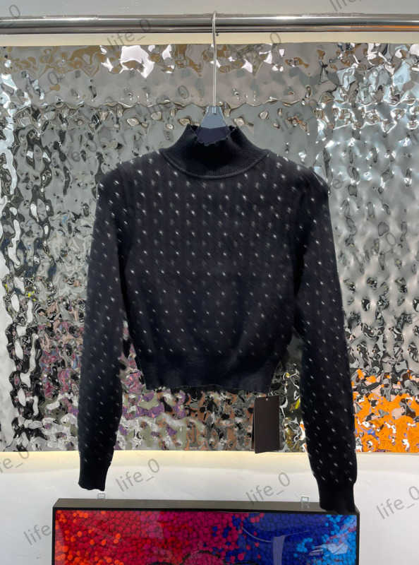 Brand Womens Sweater Full-body Printed Pullover Knitwear Tops Stand Collar Long Sleeve Zipper Sweaters Warm Fashion Designer Cardigan 1970
Brand Womens Sweater Full-body Printed Pullover Knitwear Tops Stand Collar Long Sleeve Zipper Sweaters Warm Fashion Designer Cardigan 1970