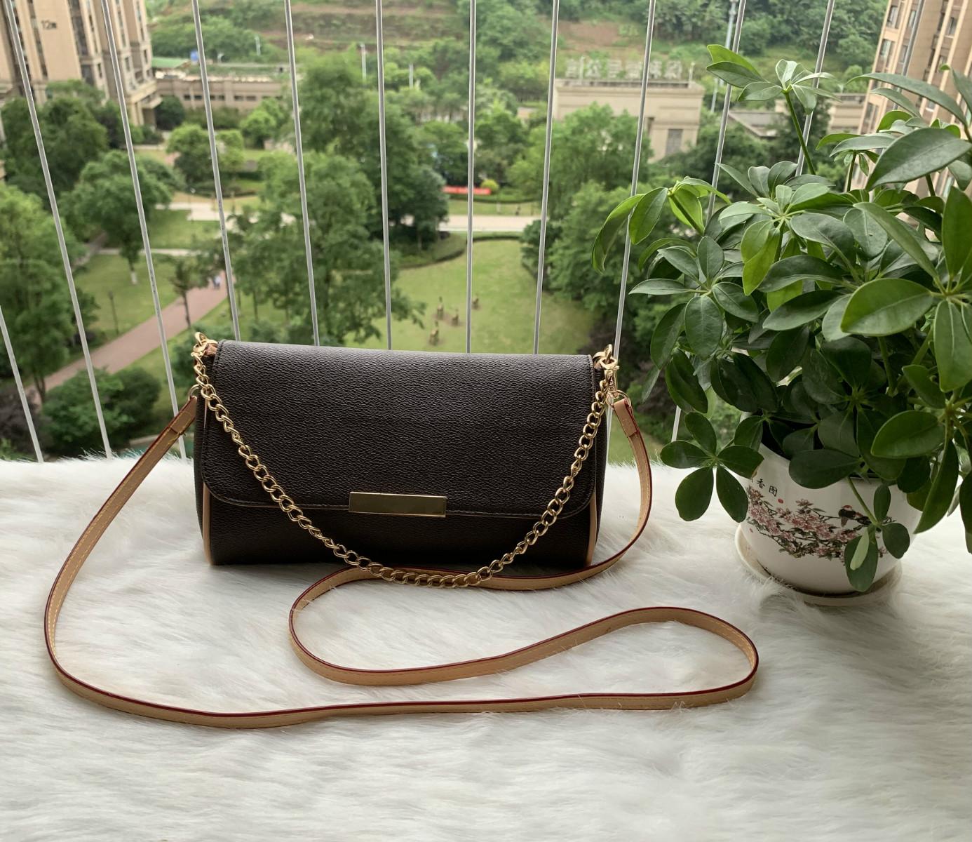 2023 Hight Quality Genuine Leather Handbag viuitton Women Shoulder Bag 40718 favorite purse mm real M40717 laoban, Brown grid
2023 Hight Quality Genuine Leather Handbag viuitton Women Shoulder Bag 40718 favorite purse mm real M40717 laoban, Brown grid