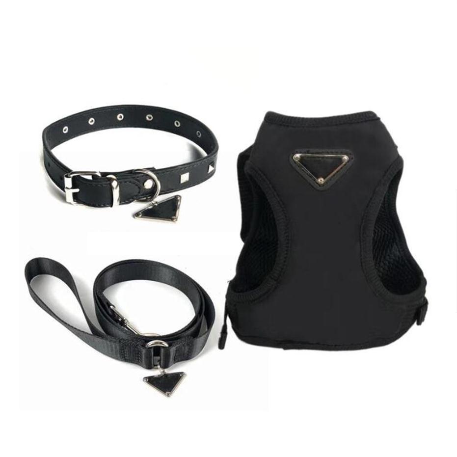 Step-in Designer Dog Harness and Leashes Set Brand Leather Pet Collar Leash with Handbag Soft Dog Bandana Necktie for Small Medium Dogs211M
Step-in Designer Dog Harness and Leashes Set Brand Leather Pet Collar Leash with Handbag Soft Dog Bandana Necktie for Small Medium Dogs211M