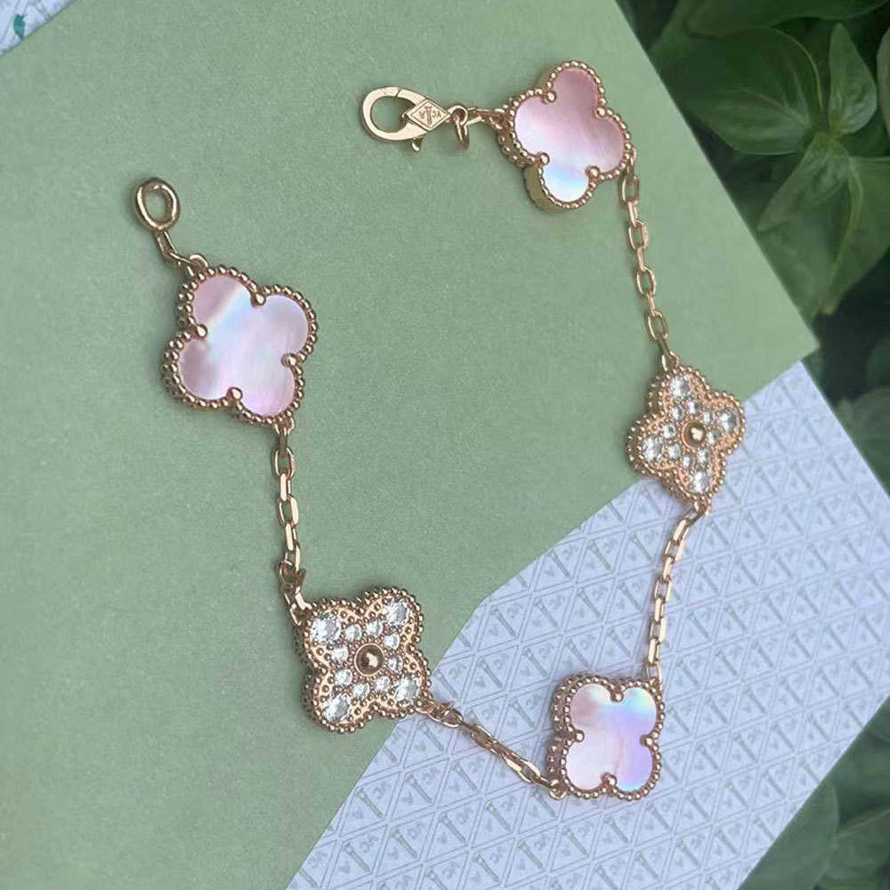 Chain YYoushanmei s925 sterling silver four leaf clover five flower bracelet red chalcedony grey fritillaria bracelet
Chain YYoushanmei s925 sterling silver four leaf clover five flower bracelet red chalcedony grey fritillaria bracelet