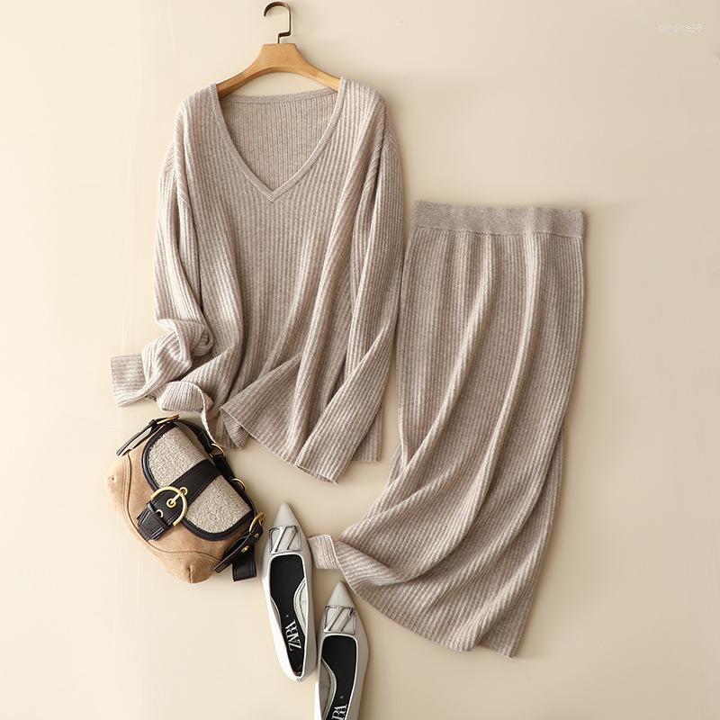 Work Dresses Cashmere Sweater Women Autumn Winter V-neck Pullover Top Skirt Suit Elegant Gentle, Color 03
Work Dresses Cashmere Sweater Women Autumn Winter V-neck Pullover Top Skirt Suit Elegant Gentle, Color 03