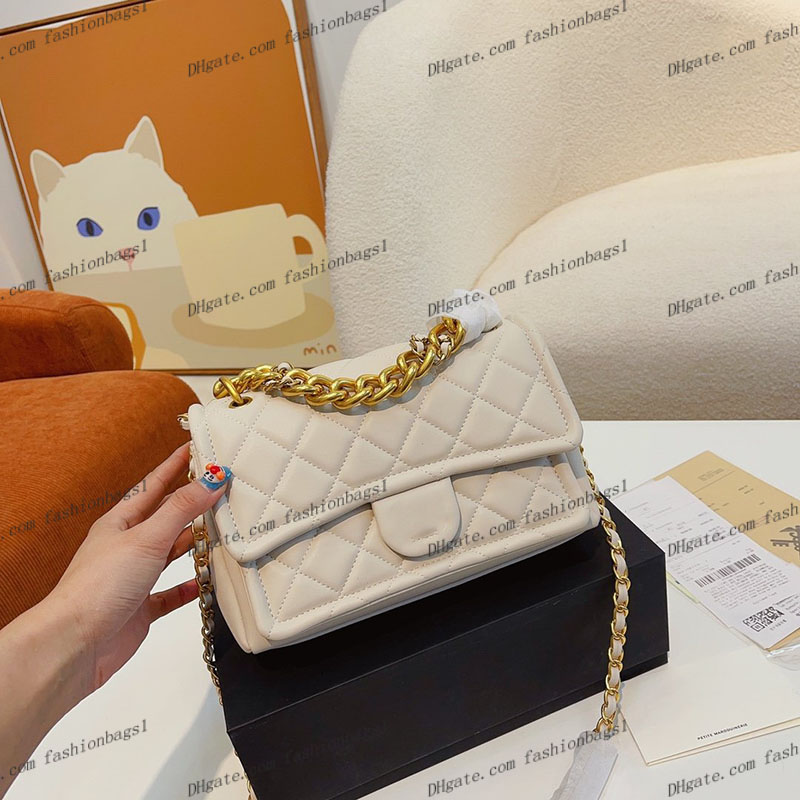 Luxury Woven Women Designer Crossbody Bag Leather Quilted Large Capacity Classic Flap Shoulder Bag Vintage Handbag Multi Pochettes Key Pouch Portable Clutch 23CM, White
Luxury Woven Women Designer Crossbody Bag Leather Quilted Large Capacity Classic Flap Shoulder Bag Vintage Handbag Multi Pochettes Key Pouch Portable Clutch 23CM, White