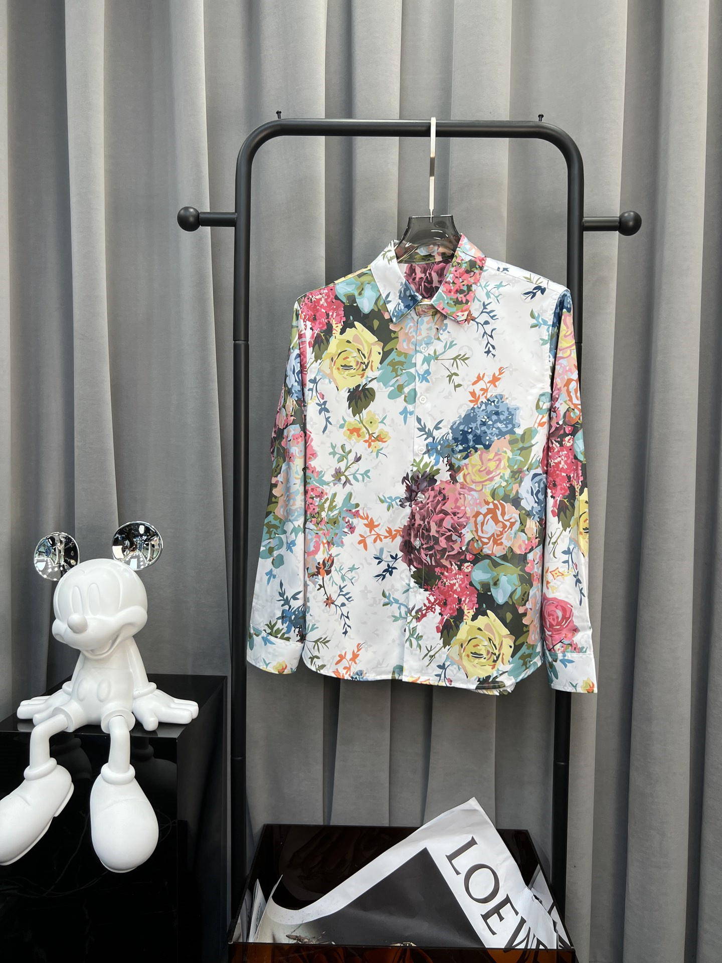 Mens Shirts Designer shirt Men's Dress Shirts Long Sleeve Autumn Spring Man Shirt Tops Breathable Ice Silk top size M-3XL 128, Customize
Mens Shirts Designer shirt Men's Dress Shirts Long Sleeve Autumn Spring Man Shirt Tops Breathable Ice Silk top size M-3XL 128, Customize