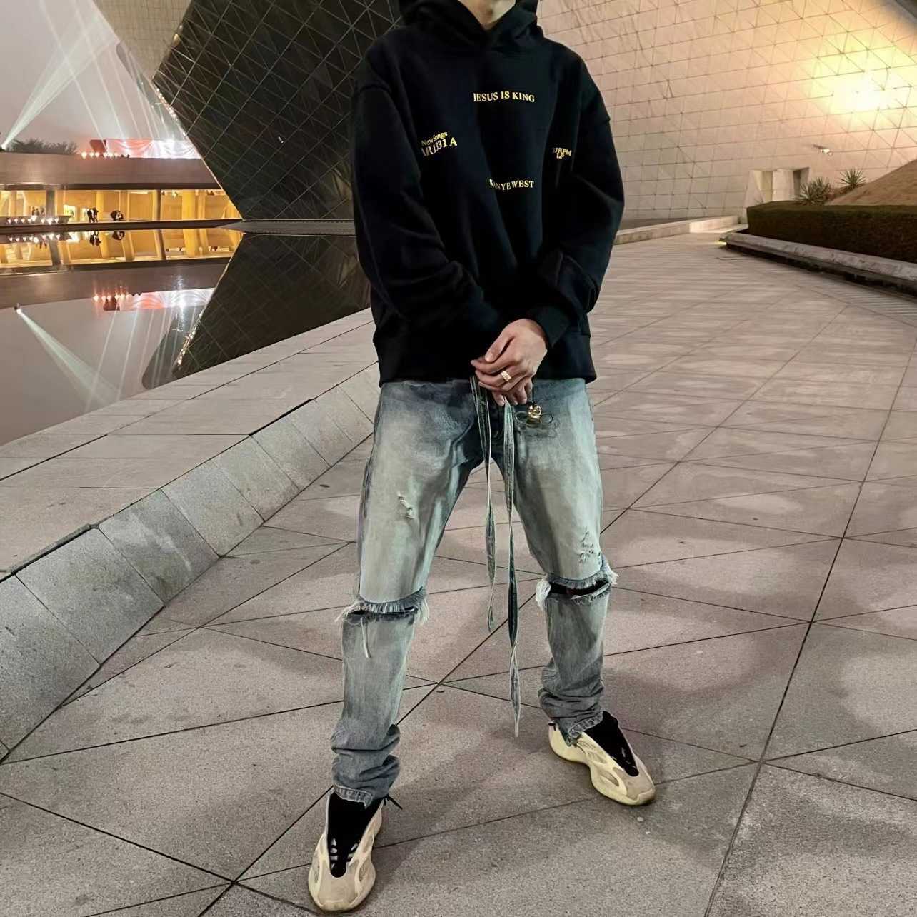 Pants Jeans Fashion Men' Fog Line Lace Hole Washing Zipper Slim Fit Male Justi Biber Ripped Hip Hop Designer Luxury Elastic Y2K, Light blue
Pants Jeans Fashion Men' Fog Line Lace Hole Washing Zipper Slim Fit Male Justi Biber Ripped Hip Hop Designer Luxury Elastic Y2K, Light blue