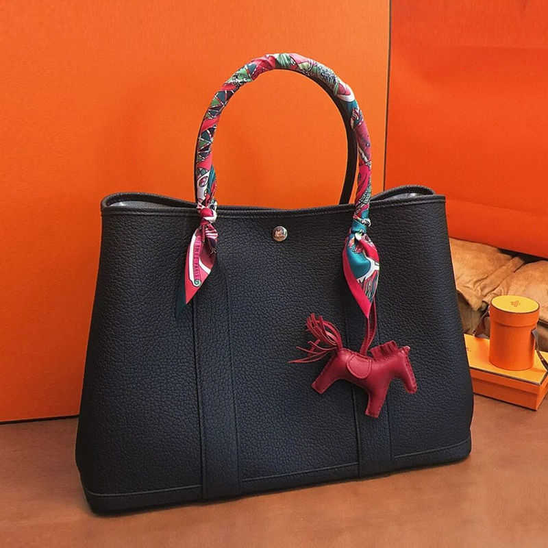 h bag Fashion designer H ermese bag Female 2022 New Garden togo one shoulder cross body bucket large capacity tote, Not for sale do not shoot
h bag Fashion designer H ermese bag Female 2022 New Garden togo one shoulder cross body bucket large capacity tote, Not for sale do not shoot