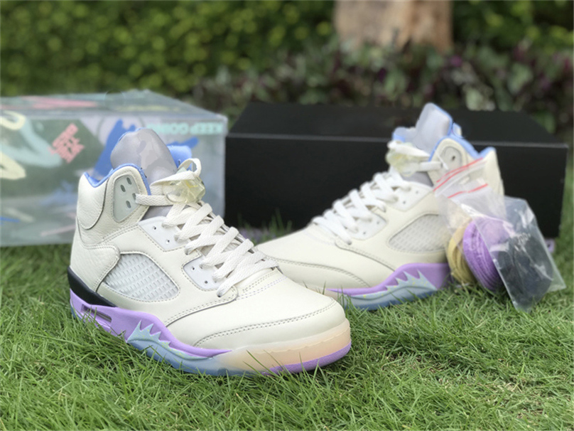 2022 New Authentic 5 Sail DJ Khaled Athletic Shoes Men We The Best Crimson Bliss Leche Blue Sail White Sports Outdoor Sneakers Size 36-47, Don't order it
2022 New Authentic 5 Sail DJ Khaled Athletic Shoes Men We The Best Crimson Bliss Leche Blue Sail White Sports Outdoor Sneakers Size 36-47, Don't order it