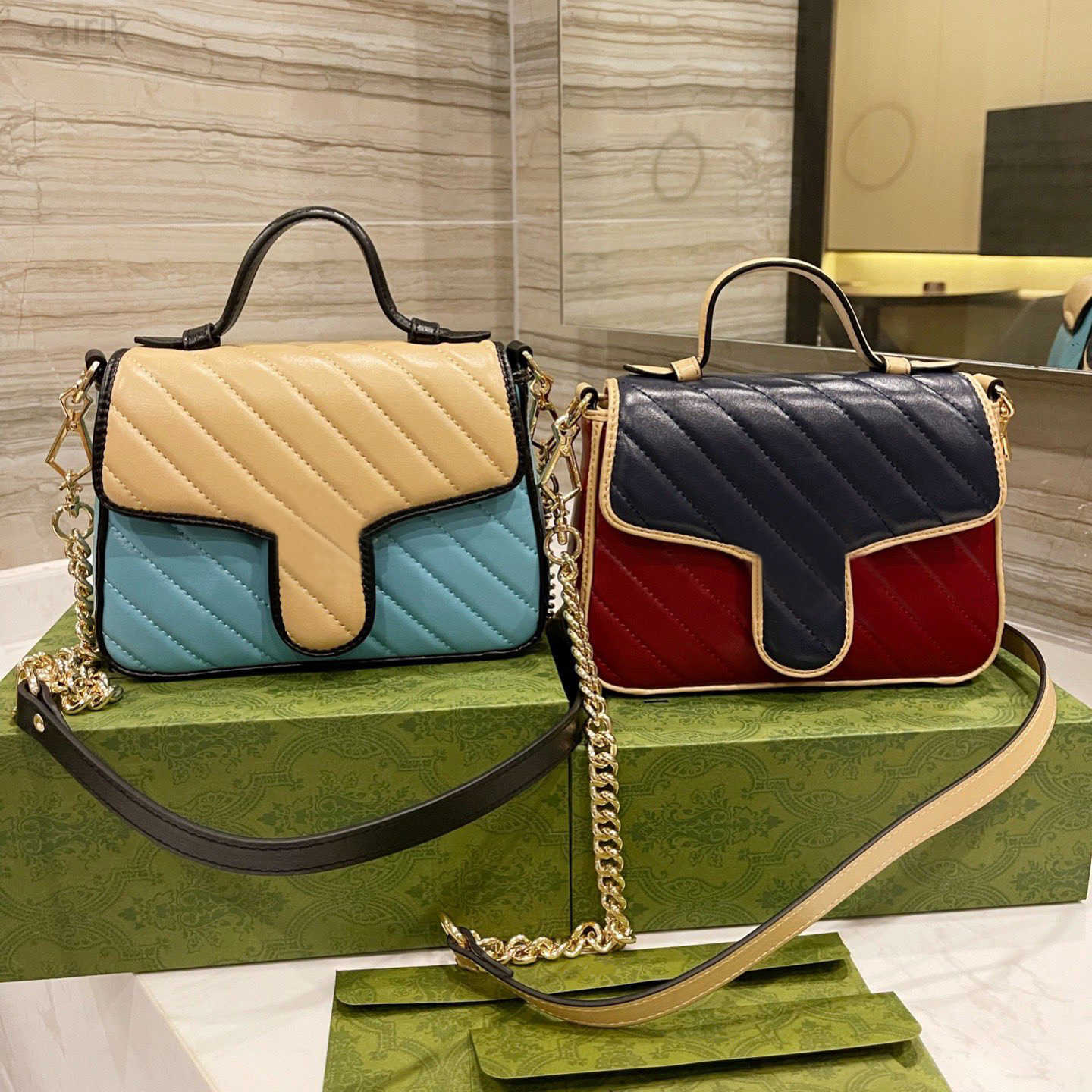 Luxury Designer Brand Fashion Shoulder Messenger Bags Classic Vintage Flap Lady Handbags Metal Letter Mobile Phone Purse Wallet Quilted, Blue
Luxury Designer Brand Fashion Shoulder Messenger Bags Classic Vintage Flap Lady Handbags Metal Letter Mobile Phone Purse Wallet Quilted, Blue
