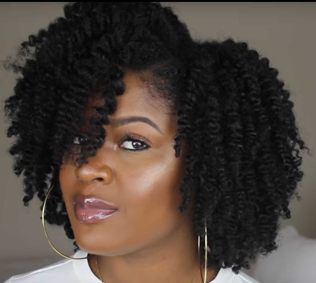 Hair Lace Wigs Small Volume Wig Women's Short Hair Black Puffy Explosive Head Chemical Fiber Headgear
Hair Lace Wigs Small Volume Wig Women's Short Hair Black Puffy Explosive Head Chemical Fiber Headgear