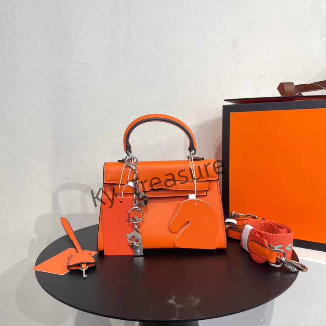 7A Fashion Bag Designer Gold and Silver Hardware Women's Classic Soft Cow Leather Handbag Imported from France Shoulder Strap Crossbody Bag, Blue silver buckle
7A Fashion Bag Designer Gold and Silver Hardware Women's Classic Soft Cow Leather Handbag Imported from France Shoulder Strap Crossbody Bag, Blue silver buckle