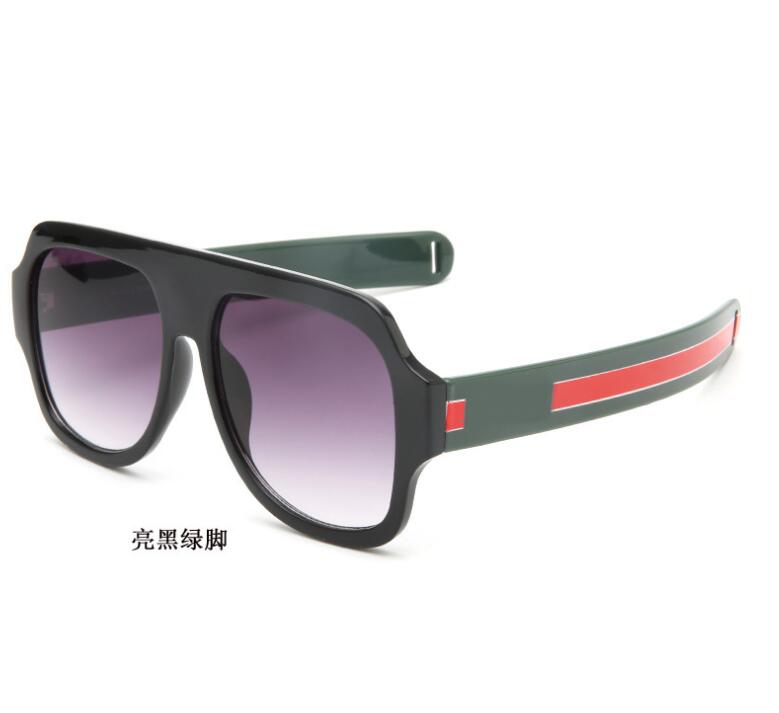 2022 Fashion Designer Sunglass Sunglasses Women Men Glasses Womens Sun glass UV400 lens Unisex 0255
2022 Fashion Designer Sunglass Sunglasses Women Men Glasses Womens Sun glass UV400 lens Unisex 0255