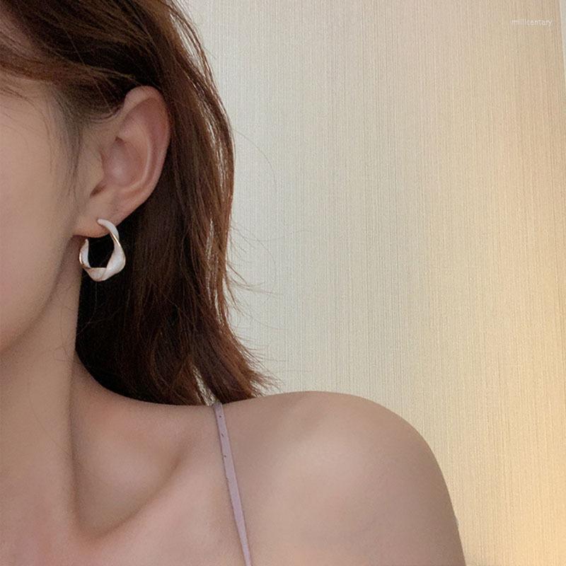 Hoop Earrings 2022 Trendy For Women Elegant Twist Design White Geometric Party Jewelry
Hoop Earrings 2022 Trendy For Women Elegant Twist Design White Geometric Party Jewelry