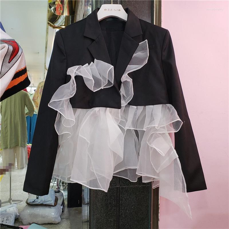 Women' Suits 2022 Spring Short Temperamental White Irregular Mesh Lace Patch Long Sleeve Suit Jacket Tops Women Black Blazers Girls Lady
Women' Suits 2022 Spring Short Temperamental White Irregular Mesh Lace Patch Long Sleeve Suit Jacket Tops Women Black Blazers Girls Lady