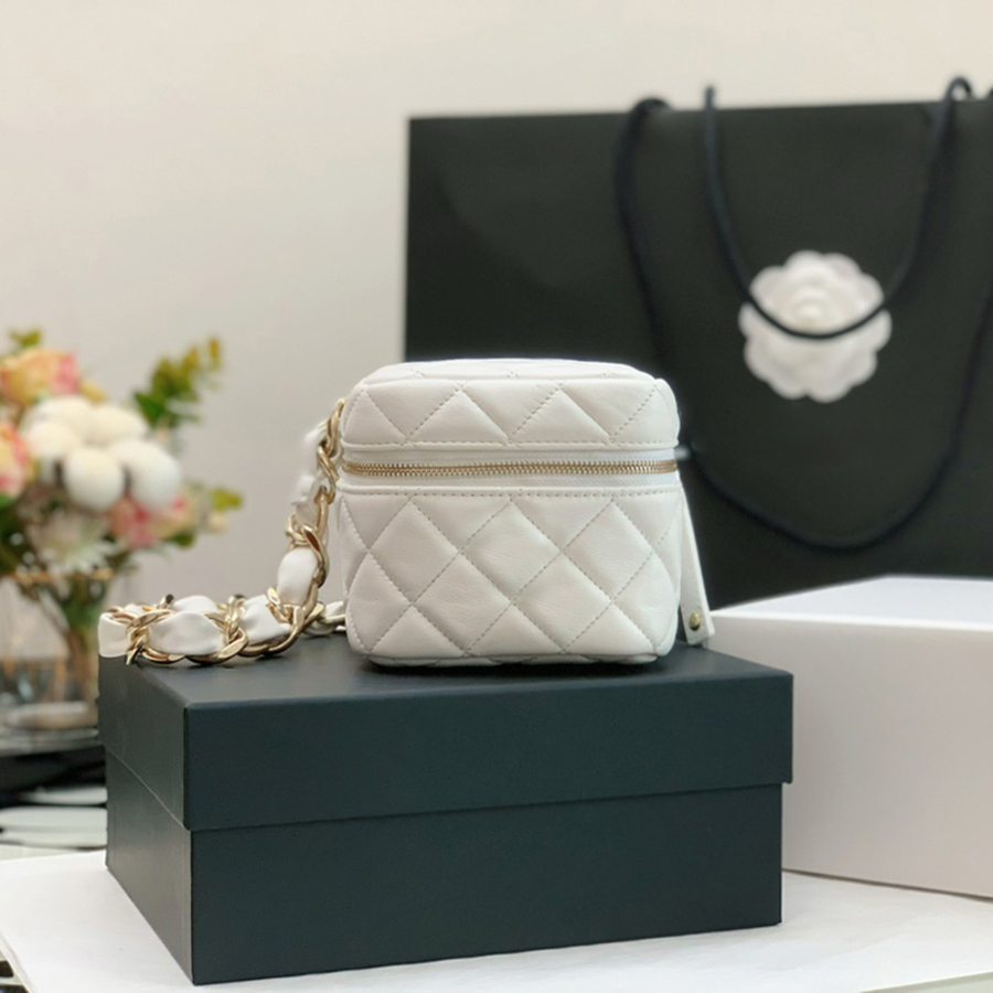 10A Mirror quality Luxury designer Mini Cross Body Bags Women Designer Evening Bag With Box C104
10A Mirror quality Luxury designer Mini Cross Body Bags Women Designer Evening Bag With Box C104