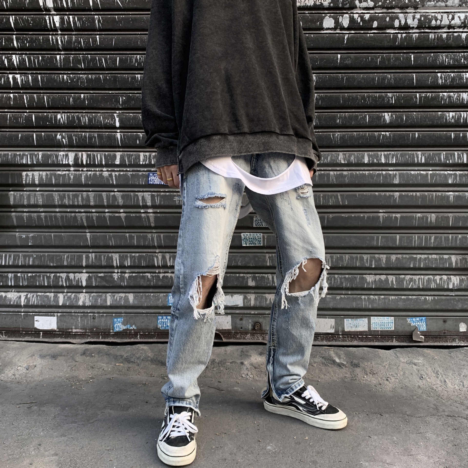 Pants Men' Fog Jeans Fashion High Street Hip Hop Broken Men Brand Washed Straight Tube Vibe Zipper Beggar Justi Biber Ripped Slim Fit, As shown in figure
Pants Men' Fog Jeans Fashion High Street Hip Hop Broken Men Brand Washed Straight Tube Vibe Zipper Beggar Justi Biber Ripped Slim Fit, As shown in figure