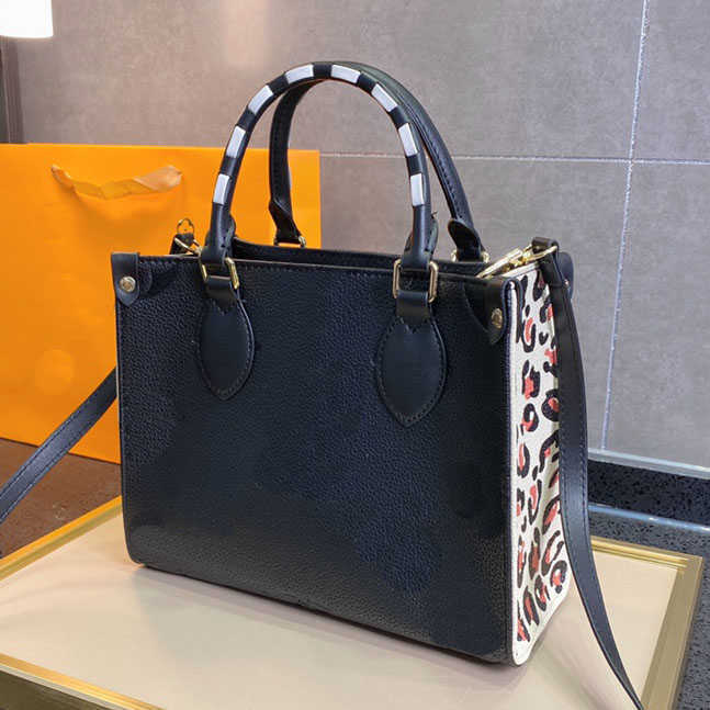 Cosmetic Bags Cases High Quality dust bag Designer Bags Handbag Purses Woman Fashion Clutch Purse Chain Womens Luxury Crossbody Shoulder Bag #58914 A2OS
Cosmetic Bags Cases High Quality dust bag Designer Bags Handbag Purses Woman Fashion Clutch Purse Chain Womens Luxury Crossbody Shoulder Bag #58914 A2OS