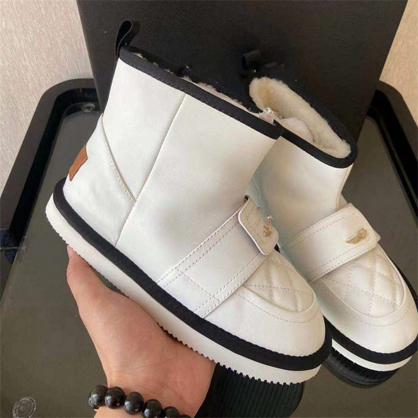 Top Design Winter Boots Fashion Women Vintage Channel Decorative Leather Cotton Cloth Wool Warm Keeping High Heel Thick Sole Snow Flat Socks Shoes 03-06
Top Design Winter Boots Fashion Women Vintage Channel Decorative Leather Cotton Cloth Wool Warm Keeping High Heel Thick Sole Snow Flat Socks Shoes 03-06