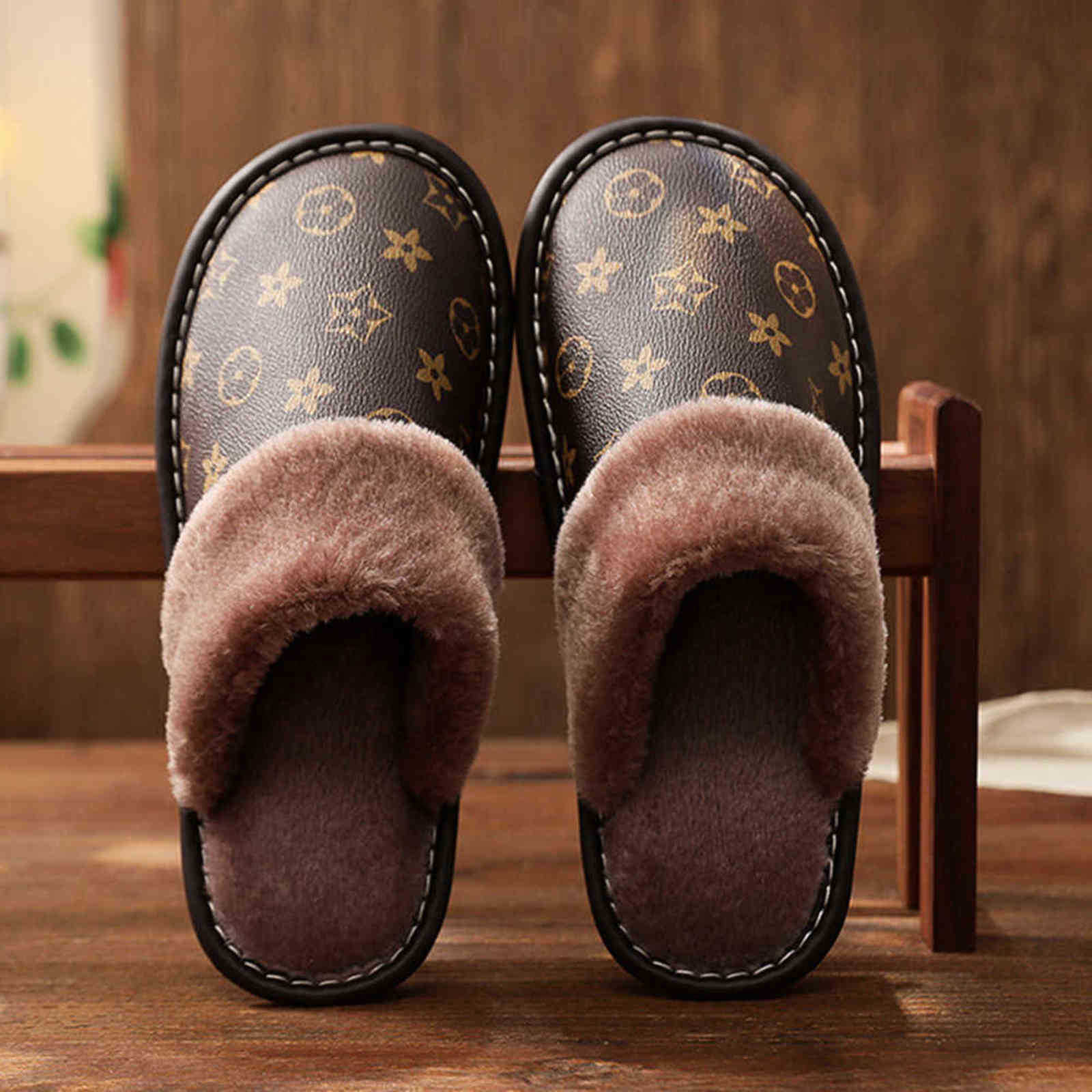 OG 2023 Unisex PU Leather Slippers Printed Plush Cotton Slipper Women Indoor House Shoes Flat Cozy Home Slippers Winter Warm Flip Flops
OG 2023 Unisex PU Leather Slippers Printed Plush Cotton Slipper Women Indoor House Shoes Flat Cozy Home Slippers Winter Warm Flip Flops