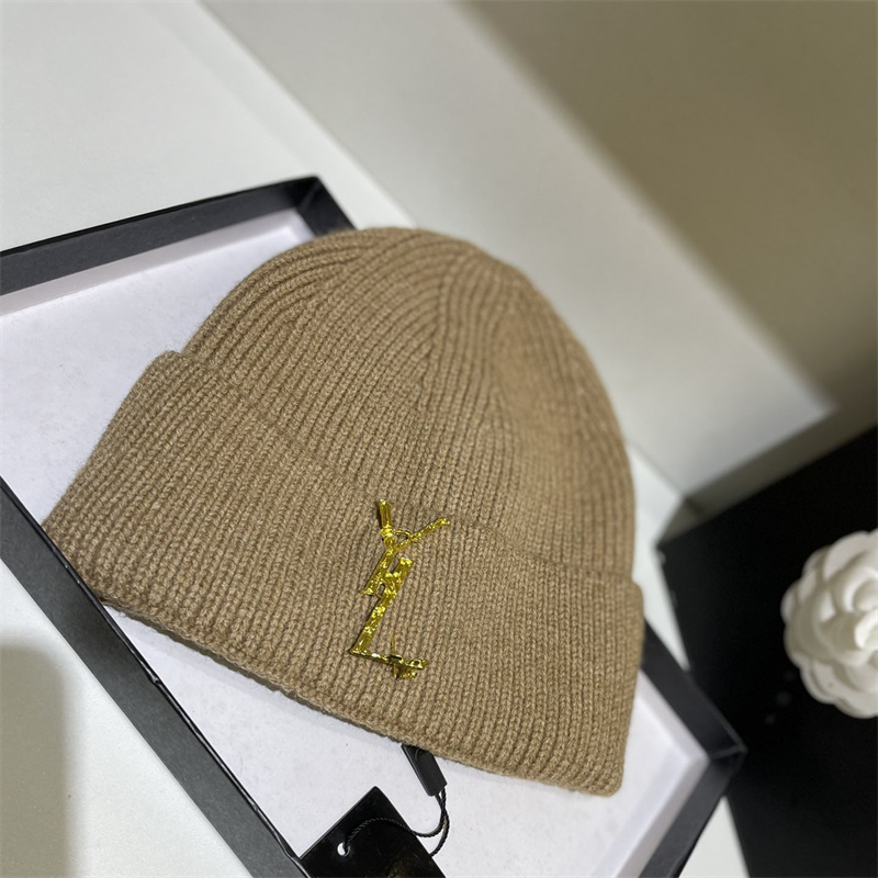 Winter Beanie Designer Knitted Hat Women Men Fashion Skull Caps Luxury Brand Fitted Hats Classic Letter Knit Cap Outdoor Warm Hats 12 Colors, Y1
Winter Beanie Designer Knitted Hat Women Men Fashion Skull Caps Luxury Brand Fitted Hats Classic Letter Knit Cap Outdoor Warm Hats 12 Colors, Y1