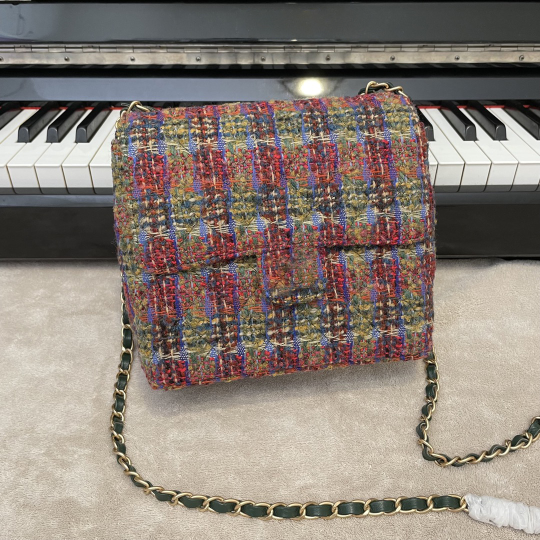 Luxury Designer Shoulder Bags fashion Woman handbags Quality High Totes CrossBody Clutch Classic Vintage Solid Interlocking chain bag, Multi-color
Luxury Designer Shoulder Bags fashion Woman handbags Quality High Totes CrossBody Clutch Classic Vintage Solid Interlocking chain bag, Multi-color