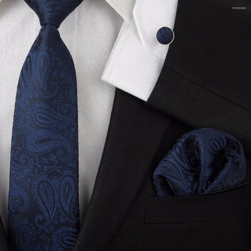 Bow Ties HOOYI 2022 Silk Neck Tie Set For Men Navy Floral Necktie Cufflinks Pocket Square Business Wedding
Bow Ties HOOYI 2022 Silk Neck Tie Set For Men Navy Floral Necktie Cufflinks Pocket Square Business Wedding