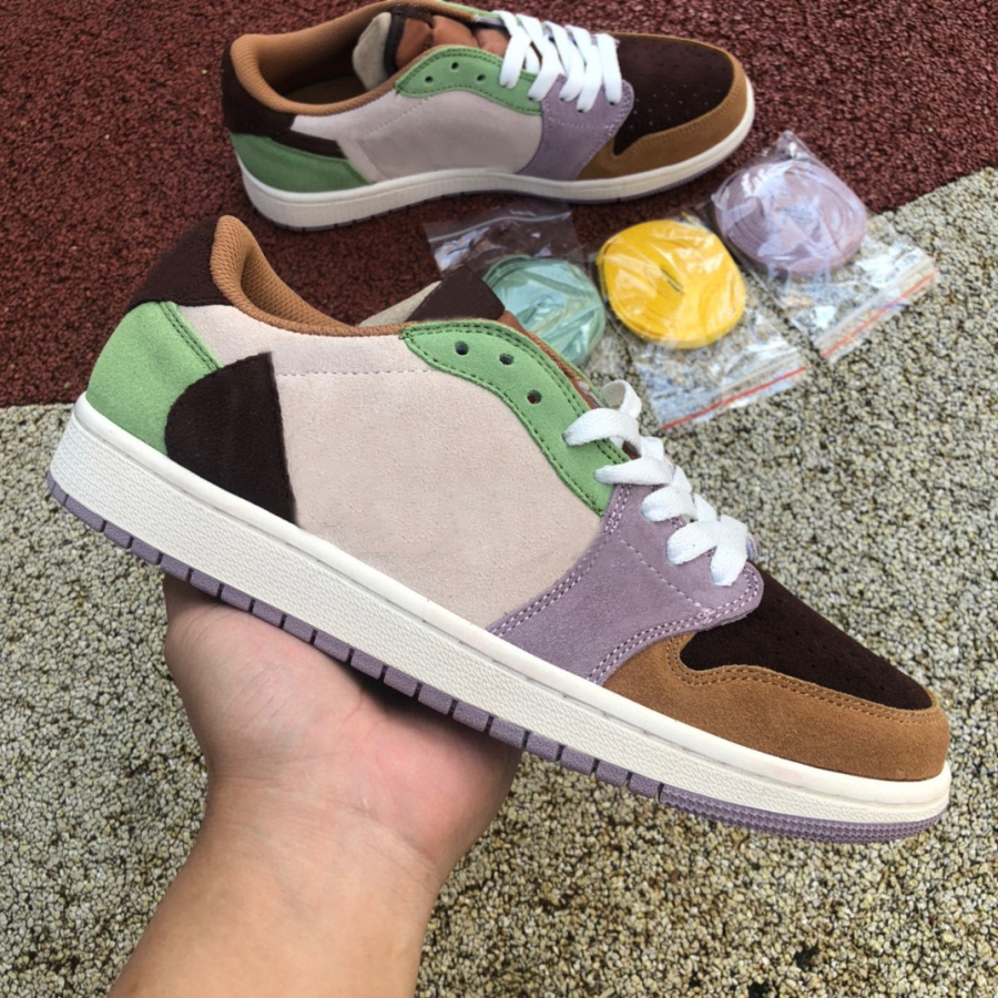 With Box Jumpman 1 Low Mens basketball shoes 1s Retro Travis Scotts men women trainers sports sneakers OG Quality 36-46
With Box Jumpman 1 Low Mens basketball shoes 1s Retro Travis Scotts men women trainers sports sneakers OG Quality 36-46