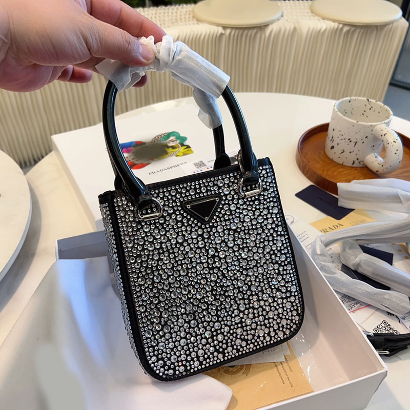 Diamonds Small Handbag Purse Corssbody Bags Tote Wallets Shoulder Bags Genuine Leather Triangle Sign Fashion Letters Silver Hardware Multiple Colors
Diamonds Small Handbag Purse Corssbody Bags Tote Wallets Shoulder Bags Genuine Leather Triangle Sign Fashion Letters Silver Hardware Multiple Colors