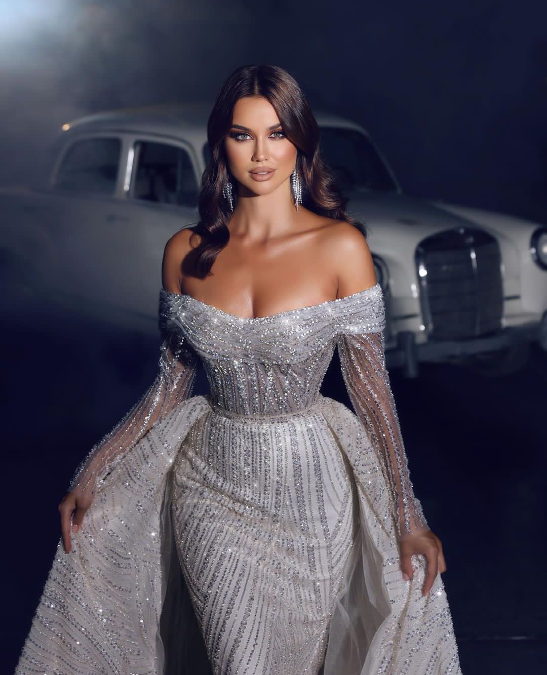 Sparkg Wedding Long Sleeves Bateau Off Shoulder Sequins Appliques 3D Lace Formal Dresses Detachable Bridal Gowns Sweep Train Vestido de novia