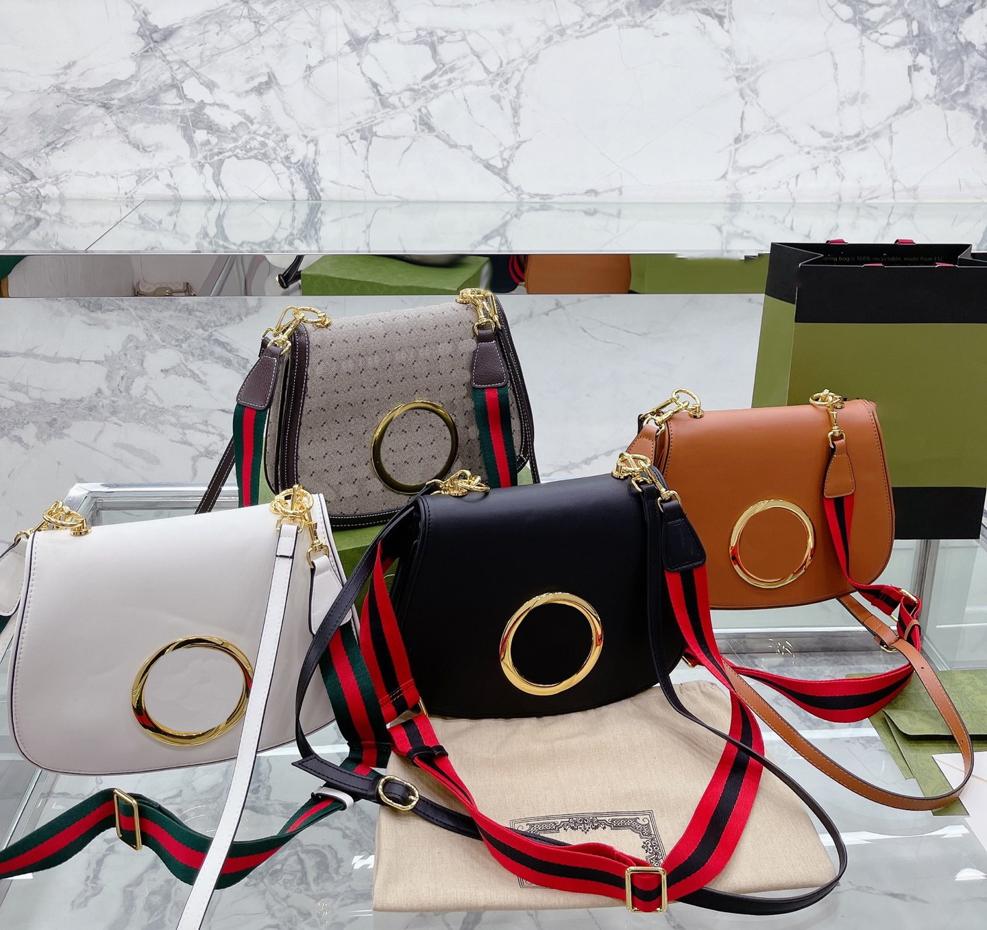 Luxury tote purses Brand handbag Message bags Shoulder bag Genuine Leather Cluth Crossbody 5A Quality Cattlehide Casual Fashion 29CM Classic Womens, Original box
Luxury tote purses Brand handbag Message bags Shoulder bag Genuine Leather Cluth Crossbody 5A Quality Cattlehide Casual Fashion 29CM Classic Womens, Original box