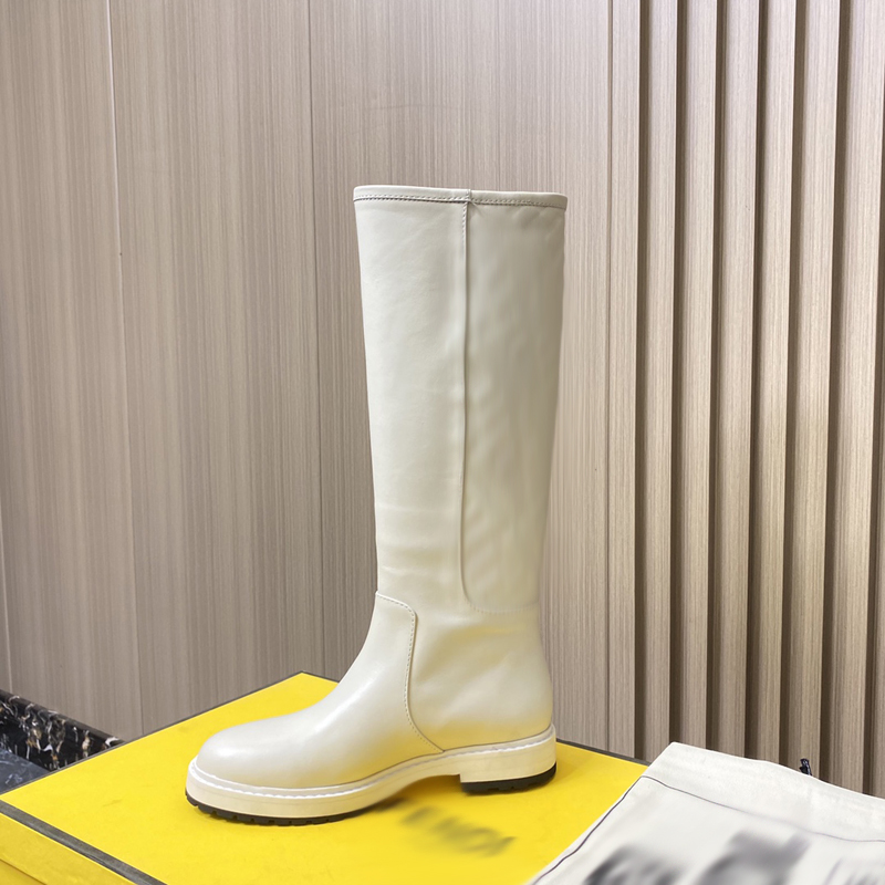 luxury designer Leather Women boots Martin Desert Boot flamingos Love arrow medal real leathers coarse Winter designers shoes with box size 35-40 -K135, Picture color
luxury designer Leather Women boots Martin Desert Boot flamingos Love arrow medal real leathers coarse Winter designers shoes with box size 35-40 -K135, Picture color