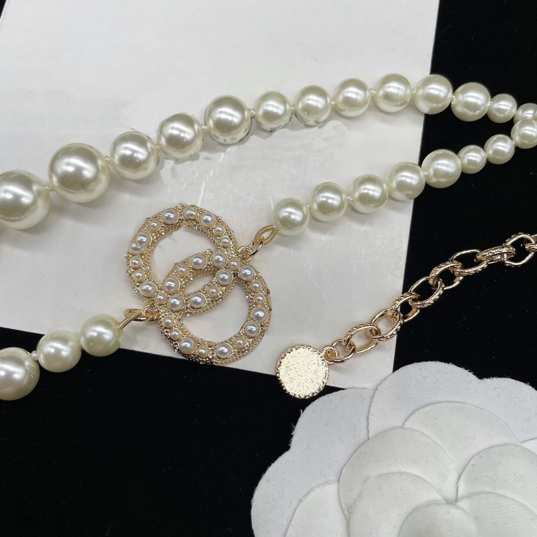 Fashion design ladies pearl necklace network celebrity collocation designer jewelry necklaces
Fashion design ladies pearl necklace network celebrity collocation designer jewelry necklaces