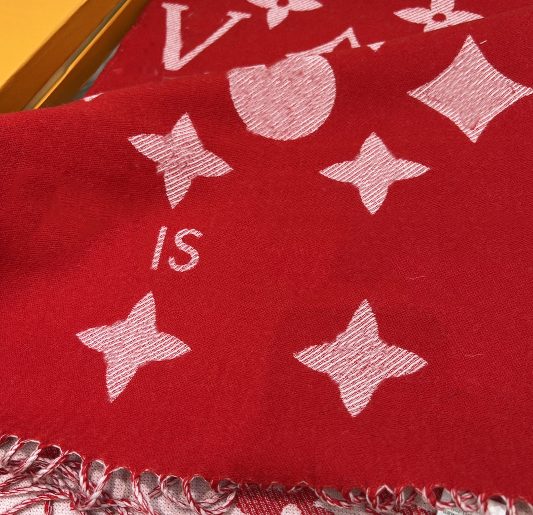Fashion men and women scarves cashmere fall winter beautiful generous Shawl 186-34cm
Fashion men and women scarves cashmere fall winter beautiful generous Shawl 186-34cm