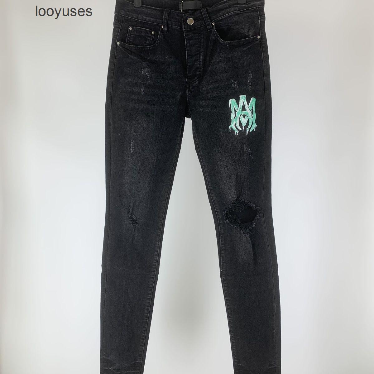 Jean Amirs Amires Designer Jeans 22ss Trend Style Hole Worn Letters Color Printing Elastic Slim Black Denim Pants
Jean Amirs Amires Designer Jeans 22ss Trend Style Hole Worn Letters Color Printing Elastic Slim Black Denim Pants