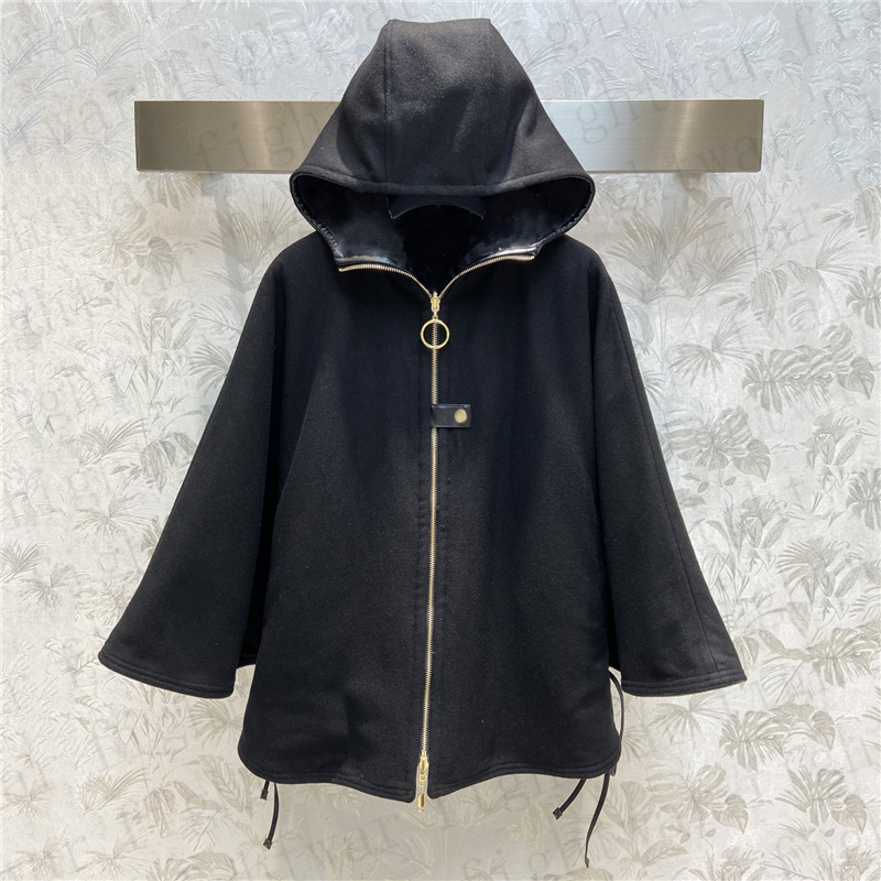 Woolen Hooded Cloak Coats For Women Can Worn Both Sides Designer Letter Print Womens Jackets Vintage Luxury Cape Party Wedding, Extra shipping/no ship
Woolen Hooded Cloak Coats For Women Can Worn Both Sides Designer Letter Print Womens Jackets Vintage Luxury Cape Party Wedding, Extra shipping/no ship