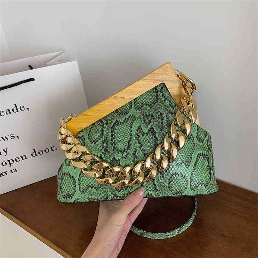 Fashion clip buckle women's bag 2022 new fashion simple shell bag sling one Shoulder Messenger Bag, White
Fashion clip buckle women's bag 2022 new fashion simple shell bag sling one Shoulder Messenger Bag, White