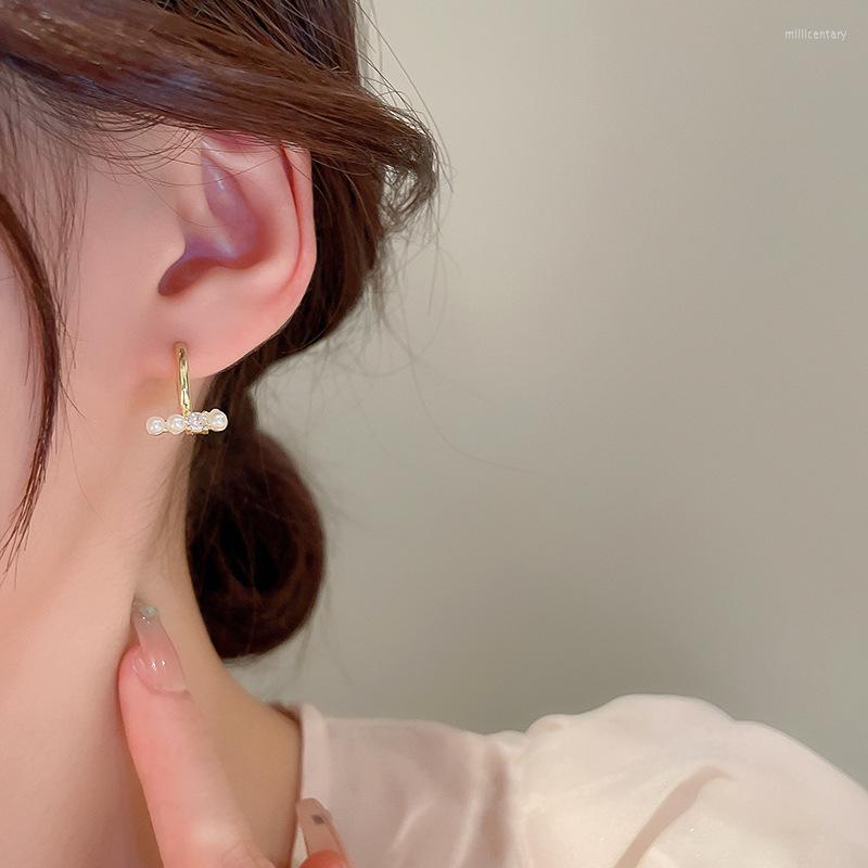 Hoop Earrings Design Gold Color Pearl Line Korean Elegant Fashion Brincos For Women 2022 Jewelry
Hoop Earrings Design Gold Color Pearl Line Korean Elegant Fashion Brincos For Women 2022 Jewelry
