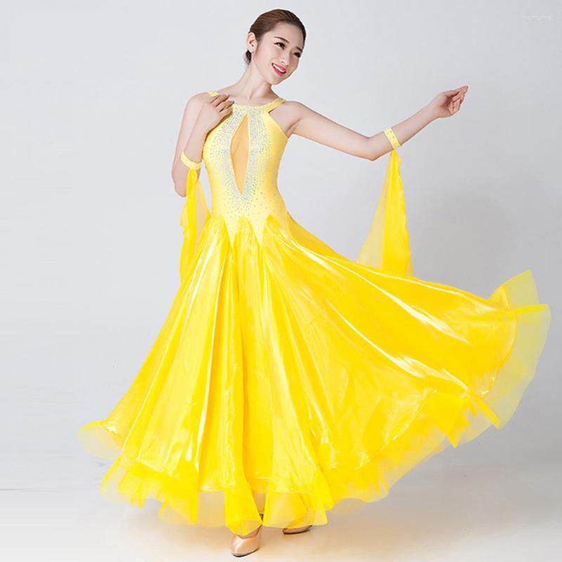 Stage Wear 2022 Lady Ballroom Dance Dress South Korean Yarn 7Colors Rhinestone Sling Top Bouffant Skirt Standard Waltz Costume, Yellow
Stage Wear 2022 Lady Ballroom Dance Dress South Korean Yarn 7Colors Rhinestone Sling Top Bouffant Skirt Standard Waltz Costume, Yellow