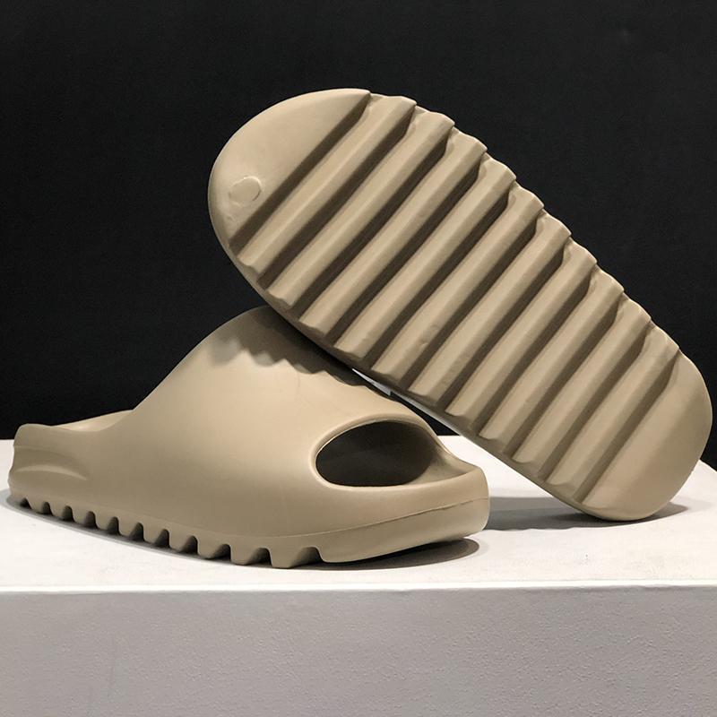 Foam Slipper 2021 Sandal Shoes Resin Bone Triple Black White Desert Sand Pantoufle Mens Women Fashion Slides Summer Luxurys TXb
Foam Slipper 2021 Sandal Shoes Resin Bone Triple Black White Desert Sand Pantoufle Mens Women Fashion Slides Summer Luxurys TXb
