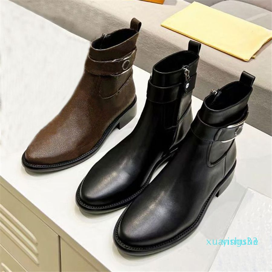Autumn winter boots woman Thick soled Trainers Travel Metal belt buckle Zipper boot Soft cowhide lady Flat Casual designer shoe leather women shoes size 37-41, Black+cowhide
Autumn winter boots woman Thick soled Trainers Travel Metal belt buckle Zipper boot Soft cowhide lady Flat Casual designer shoe leather women shoes size 37-41, Black+cowhide