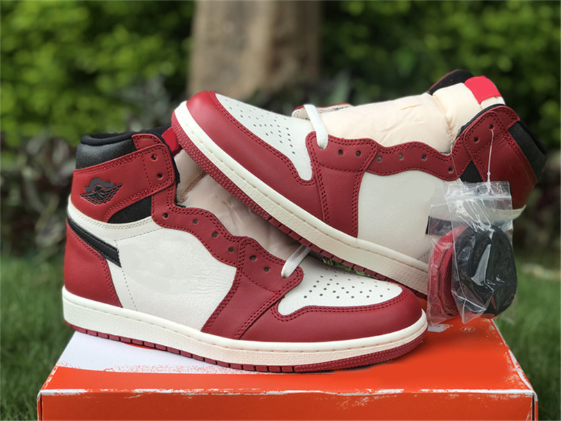 New Release 1 High OG Lost And Found Athletic Shoes Men Varsity Red Chicago Reimagined White Black Gorge Green WMNS Starfish Outdoor Sneakers Size 36-47, Disconut link in description
New Release 1 High OG Lost And Found Athletic Shoes Men Varsity Red Chicago Reimagined White Black Gorge Green WMNS Starfish Outdoor Sneakers Size 36-47, Disconut link in description